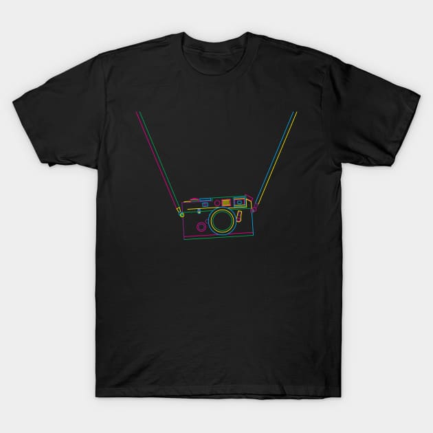 Love photography T-Shirt by Bomdesignz